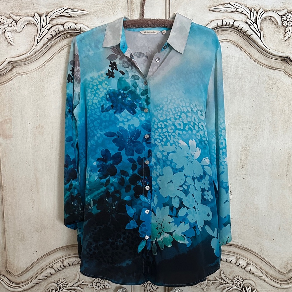 Soft Surroundings Turquoise and Gray Floral Top silk button up blouse